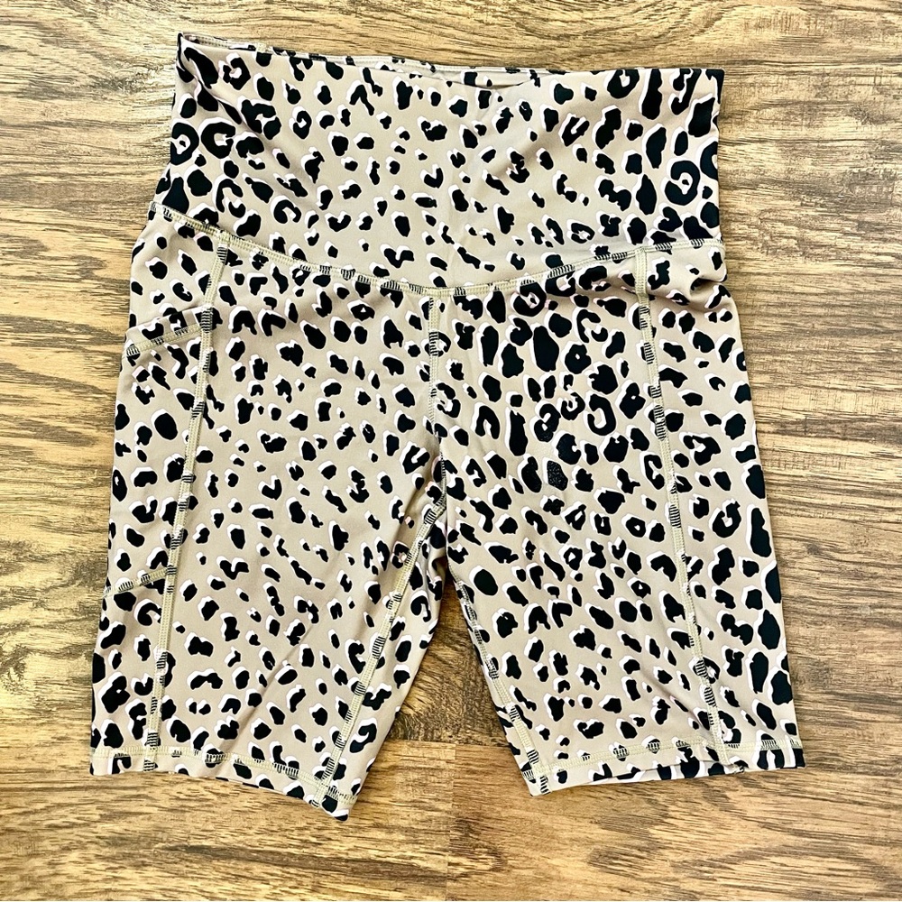 Champion. Womens. Medium. Biker shorts.